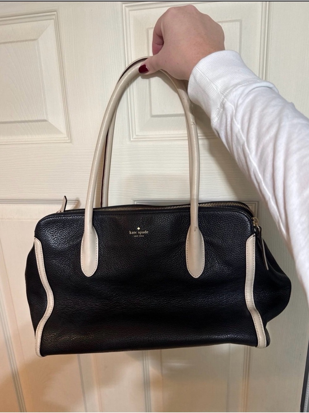 Kate Spade Black and Cream Leather Tote Bag